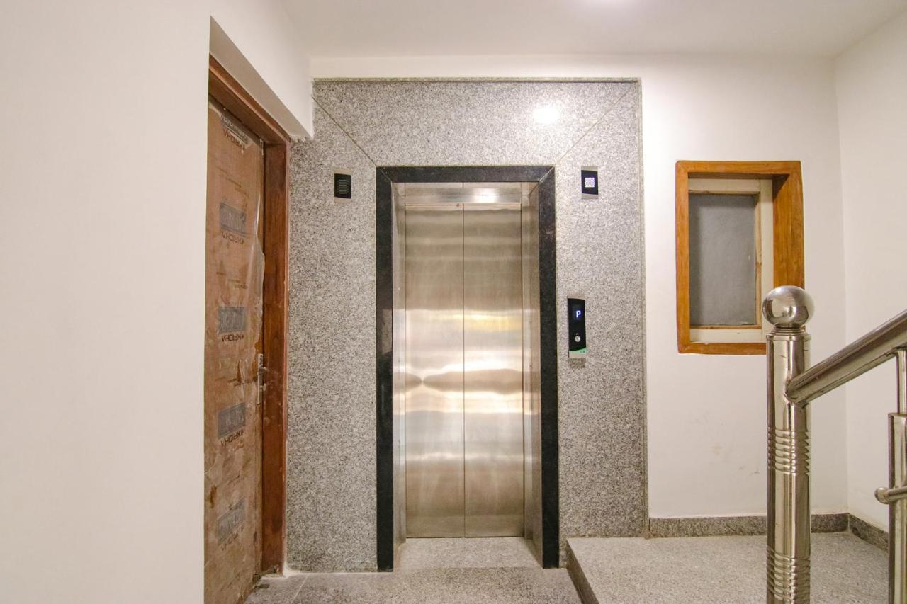 Fabhotel La Serene Bnb- Ashok Vihar Нью-Делі Екстер'єр фото