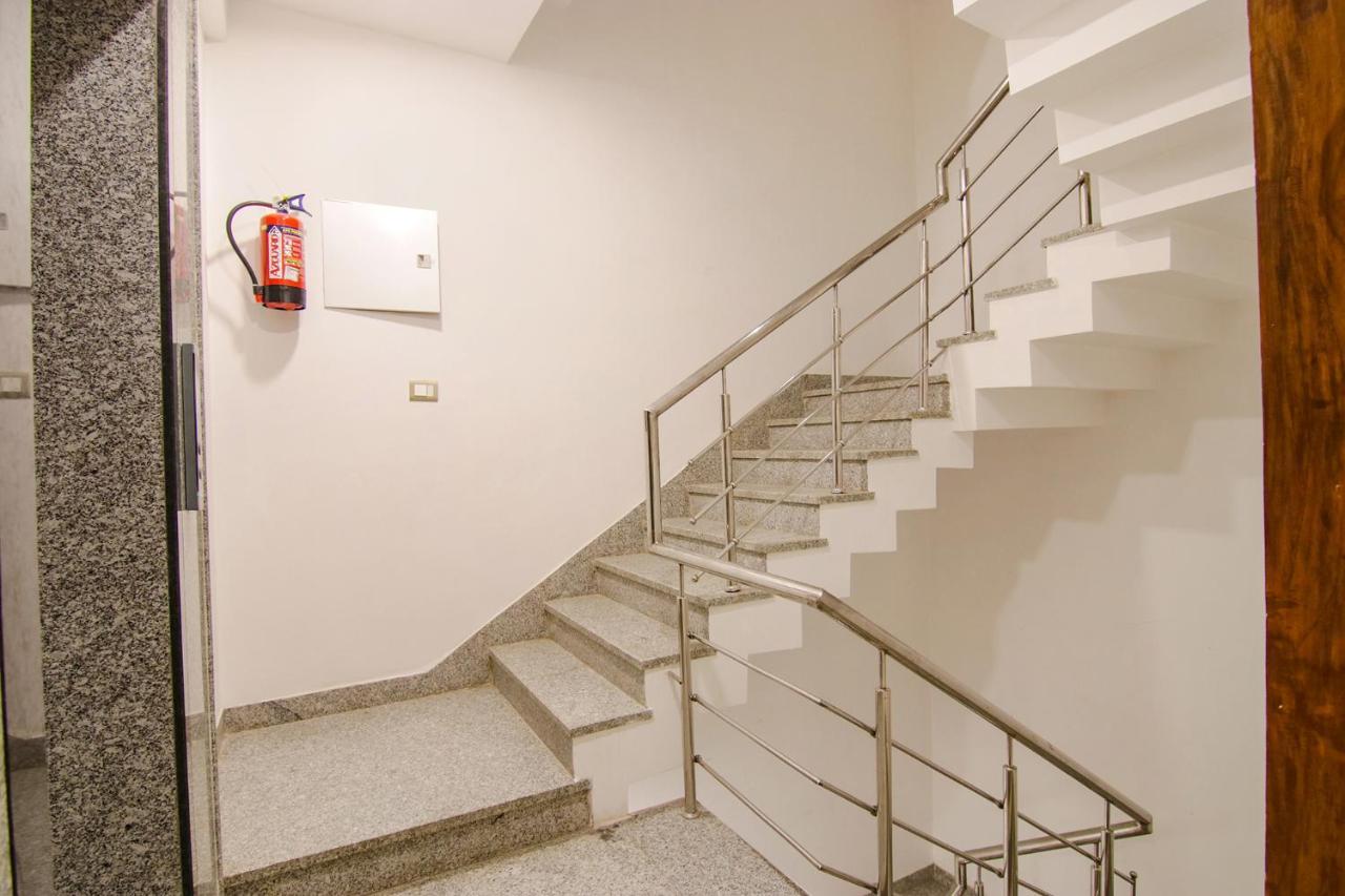 Fabhotel La Serene Bnb- Ashok Vihar Нью-Делі Екстер'єр фото